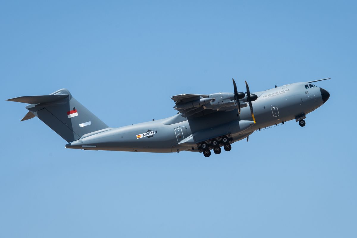 Airbus A400M Pertama TNI AU Sukses Terbang Perdana