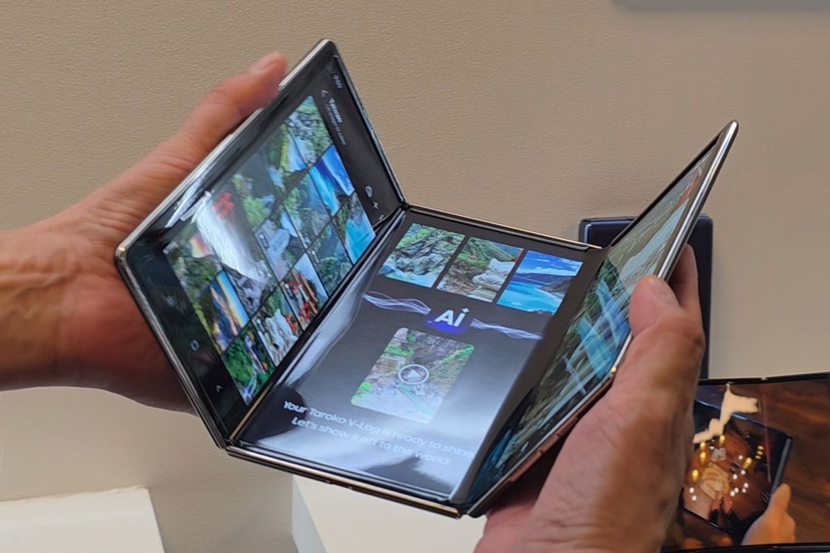 HP Lipat Tiga Perdana Samsung, Inikah Skema Lipat Unik Galaxy Z TriFold?